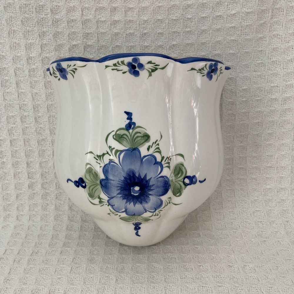 Vestal Hand Painted Alcobach Portugal Floral Wall Pocket
